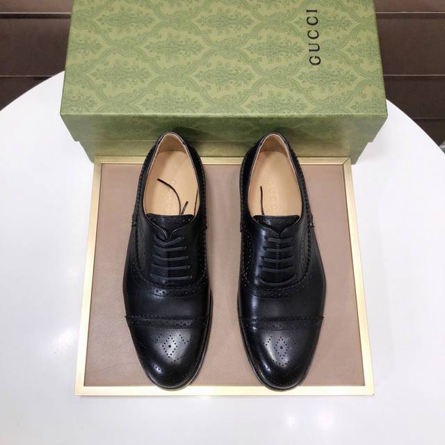 工厂P批 品牌：Gucci 古奇 标准码：男码38 44 45 46可以定做 等级：官网同款 原单品质 材料：原版牛皮 水染牛皮内里 原版橡胶大底 款式类别：男