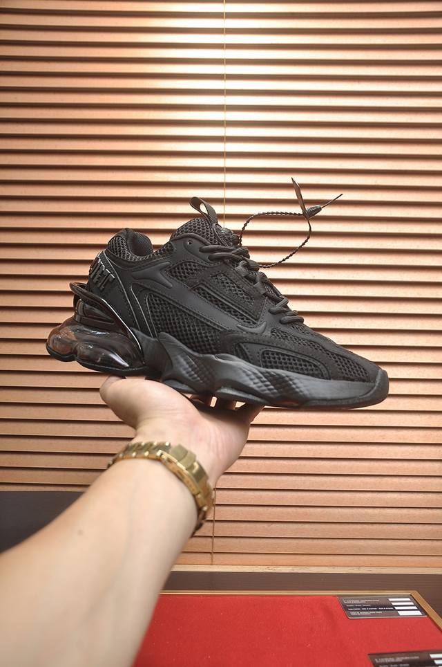 出厂价P Philipp Piein 菲利普普萊茵 官网最新款原版开模，面料：原版头层粒面小牛皮，原版五金轱辘头，裡料：牛皮内里 做工精细，完美楦型，码数:39