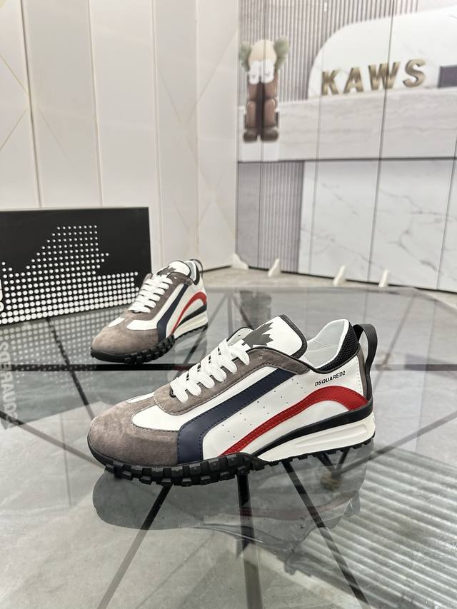 售 价: P 商品商标：Dsquard D2次方* 低帮休闲鞋 正码码数: 38-45 可订做46. 商品材料：鞋面进口牛皮拼接磨砂皮，羊皮内里，原版大底。 编