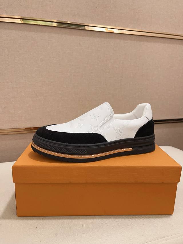 工厂P价 Louis Vuitton 路易威登 Lv 顶级新款专柜同步发售，鞋面意大利进口头层牛皮，全进口羊皮内里，完全1比1复刻，鞋底：原厂特供原版底，独家活