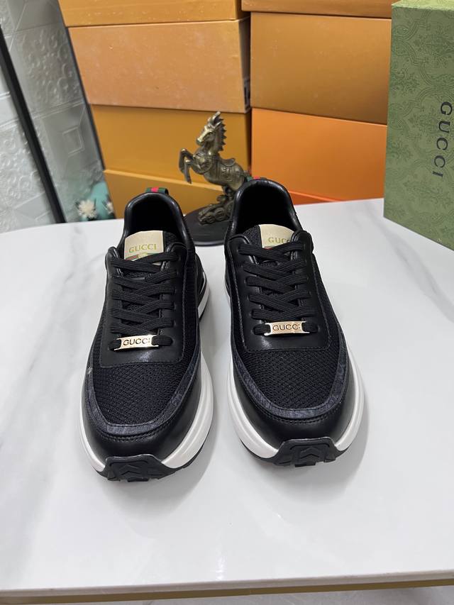 出厂价Pp： 古奇 休闲板鞋 官网同步新款 进口打蜡牛皮真皮内里制作原版中底 私家定制滴胶发泡大底大底组合 38-44R