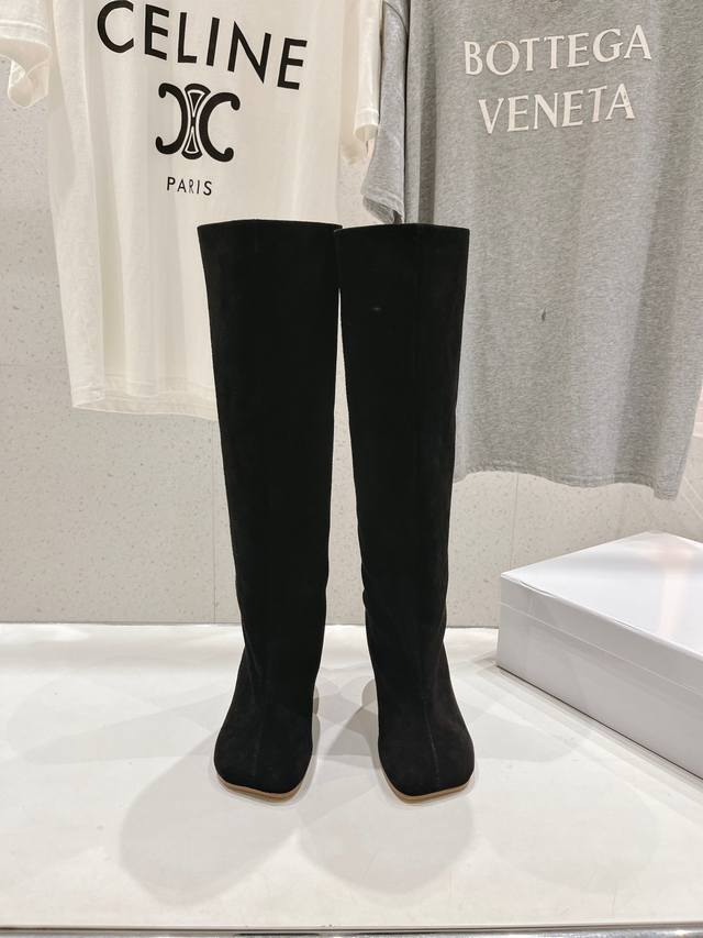 高版本出厂 Mm6 马吉拉 Maison Margiela 超有感的高跟高筒长靴秋冬火爆款 超级有高级感上脚超好看 关键超级舒适脚感一点都不挑人Chic到爆 买