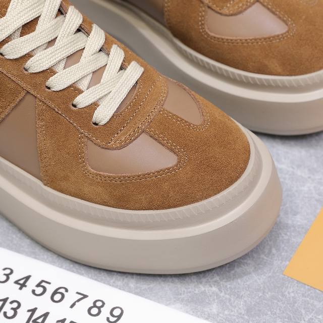 独家顶级版本 M*M6M*Aison M*Argiela~25Vs新款复古休闲系列 复古拼色厚底休闲鞋 光听到复古风就能立刻想到经典M*Arginal，复古时髦