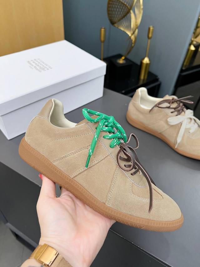 独家顶级版本 M*M6M*Aison M*Argiela~25Vs新款复古休闲系列 Maisonmargielamm6德训休闲板鞋 复古拼色休闲鞋 光听到复古风