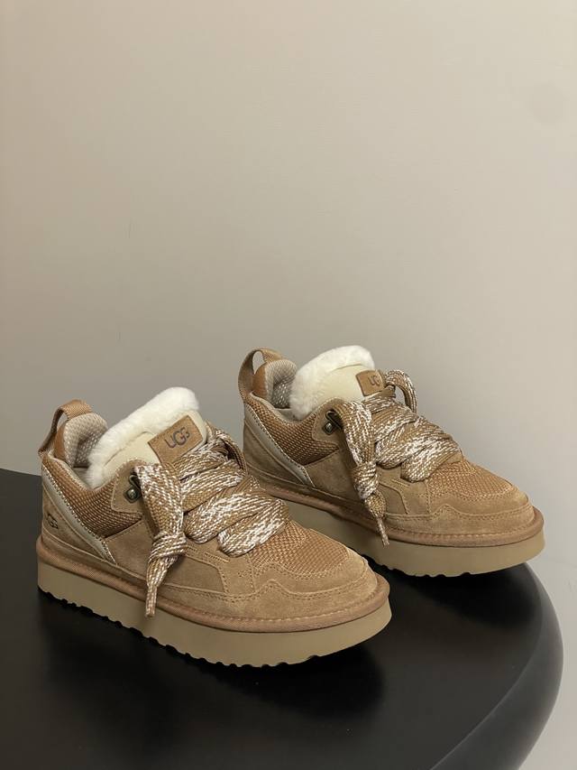 Ugg.梅尔休闲鞋 羊毛雪地靴 街头款 8890 2Cm超轻鞋底，牛皮网状织物鞋面 穿着舒服，时尚又不失可爱，又好看又实穿 码数：#35-39 40定做不退换