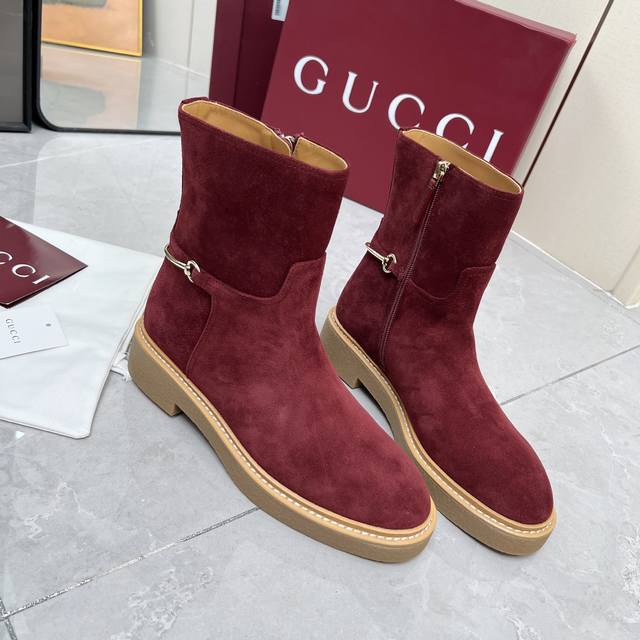 短款 长款 Gucci 古驰 25秋冬 经典马衔扣骑士靴 顶级版本！欢迎对比！标志马衔扣焕新再现为新季日常穿搭添注时尚魅力！ 鞋面:牛皮 羊猄 内里: 进口牛皮