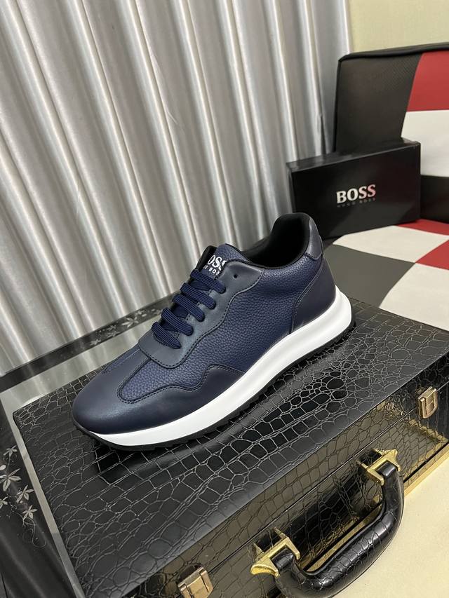 调工厂P价 男装男鞋 运动原单 Boos 男鞋休闲鞋原单品质鞋面采用进口小牛皮，超透气舒适内里做工精细，高端大气。有时尚典范造型。发泡透明耐磨大底，穿着舒适，值