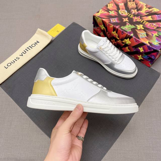 调工厂P价 男装男鞋 运动原单 Lv 最新款火爆上市，原版1:1开模订制，版型经典独特，时尚高端大方上档次 。材料，头层牛皮搭配全羊皮内里，码数38-44 编号