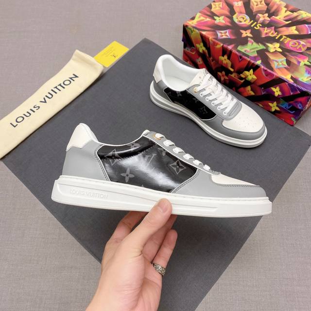 调工厂P价 男装男鞋 运动原单 Lv 最新款火爆上市，原版1:1开模订制，版型经典独特，时尚高端大方上档次 。材料，头层牛皮搭配全羊皮内里，码数38-44 编号