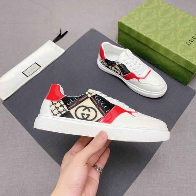 调工厂P价 男装男鞋 运动原单 Gucci 古奇男鞋休闲鞋绝对火爆花样美男的极致搭配单品！超质感魅力挡不住，主推款，花皮色彩亮丽！鞋面选用优质面料，皮内里垫脚，