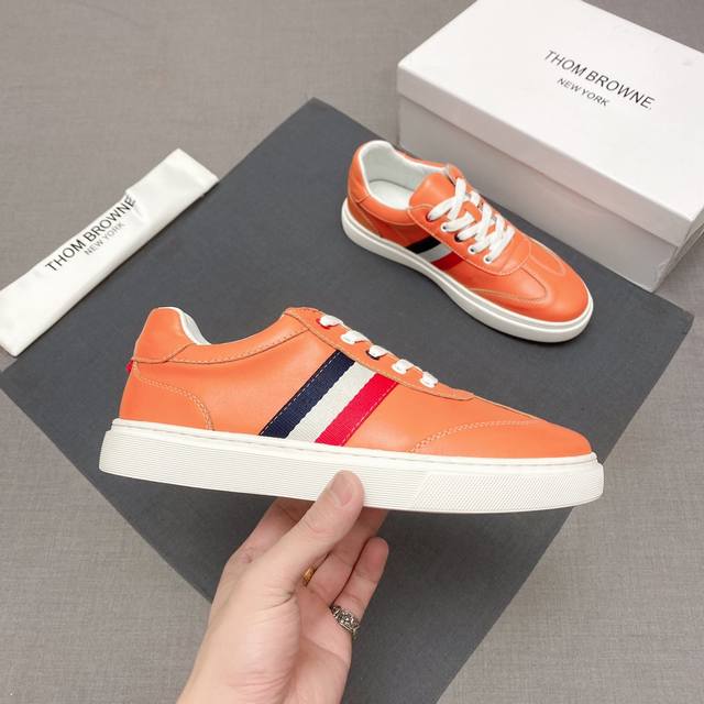 调工厂P价 男装男鞋 运动原单 Thombrowne 汤姆布朗官网步同更新 、最新男士休闲鞋，意大利进口头层牛皮+牛皮内里，橡胶耐磨大底，精线美条、没过有多修饰