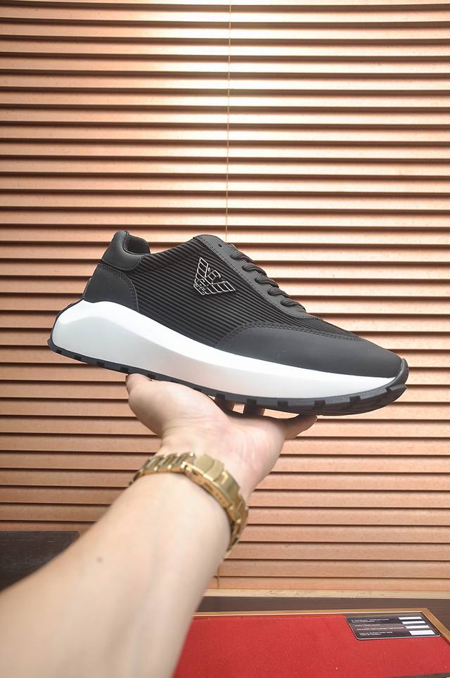 调工厂P价 男装男鞋 运动原单 Armani 阿玛尼最新新款休闲鞋 火爆热卖官网同款 原单爆款 .原工厂P牛皮材料1：1原板 牛皮内里，原厂发泡大底。身配件一比