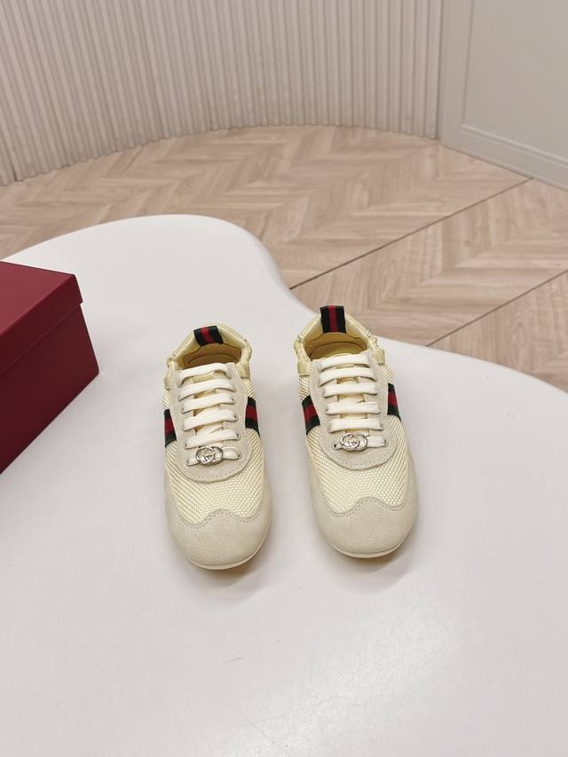 工厂P价 女装女鞋 运动原单 Gucci Shift 新款 复古德训鞋运动鞋 经典红绿织带一秒吸睛，层次感非常强，超轻薄底:超火的薄底鞋风潮，上脚贴地，走路像踩