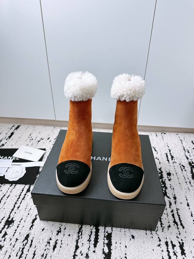 工厂P价 女装女鞋 运动原单 小香26A 官网最新款 雪地靴选配飞机盒加10块 专柜品质 所有材质都根据原版定制！购入正品开发 Chanel 2026秋冬款毛毛