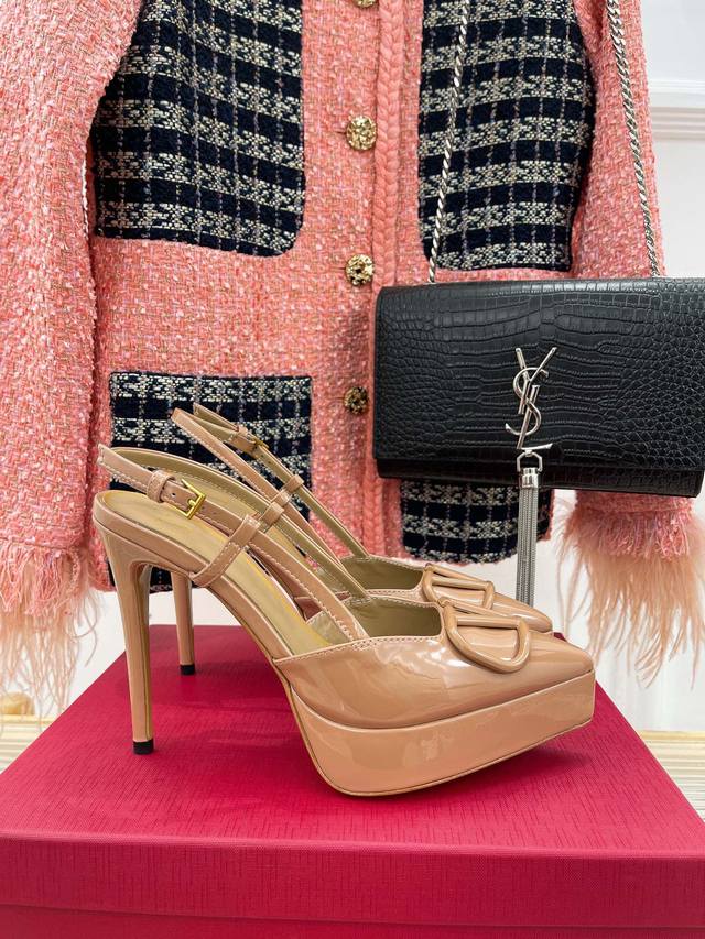 厂价 Valentin｜华伦天伦春夏发布会新品