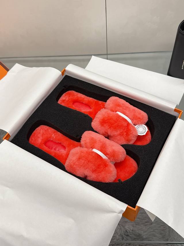 工厂P价P： Hermes爱马仕经典H拖 羊毛制造 高端货 经典常青树系列单品 面料 ：皮毛一体毛 包中底料 ：毛质剪糕直毛 所有中底料 ：真皮皮浆+意大利做法