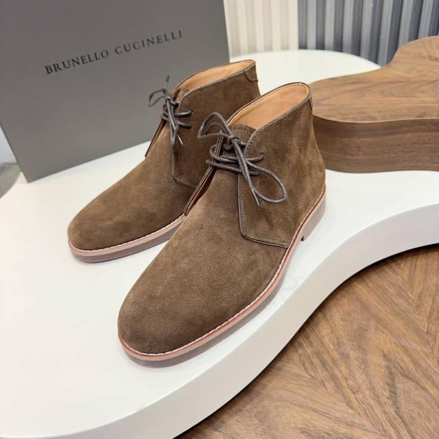 Bc 顶级 Size ：39-44 38.45可订做 2025Brunello Cucinelli 反绒皮切尔西靴选用高品质头层胎牛绒，柔软细腻，质感满分。经典