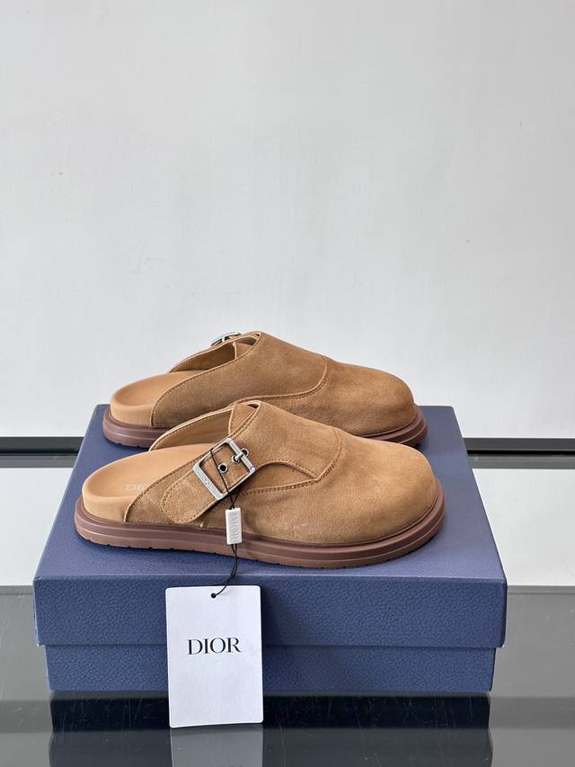 顶级代购 迪 炸街男神半拖专柜同步，鞋面意大利进口D标志布面料，高品质复杂拼接工艺品，鞋底：原厂特供原版底，独家活动成型底超级舒适，原厂跟单货，高品质，可随意进