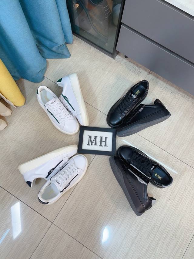 出厂价P Boss 以经典的设计成为永不落幕的时尚宠儿，经典的休闲造型。鞋面采用顶级反绒皮搭配防水布 品牌Logo点缀 彰显品牌魅力；头层真皮里 品牌专用大底，