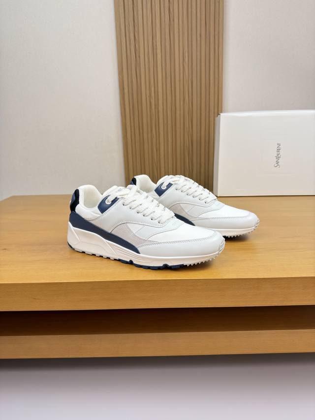 Saint Laurent 圣罗兰 -高端品质 原单 休闲运动鞋 -鞋面：纳帕小牛皮、反绒小牛皮、品牌帆布、鞋舌.丝印品牌Logo、后跟车缝品牌塑胶模块 -内里