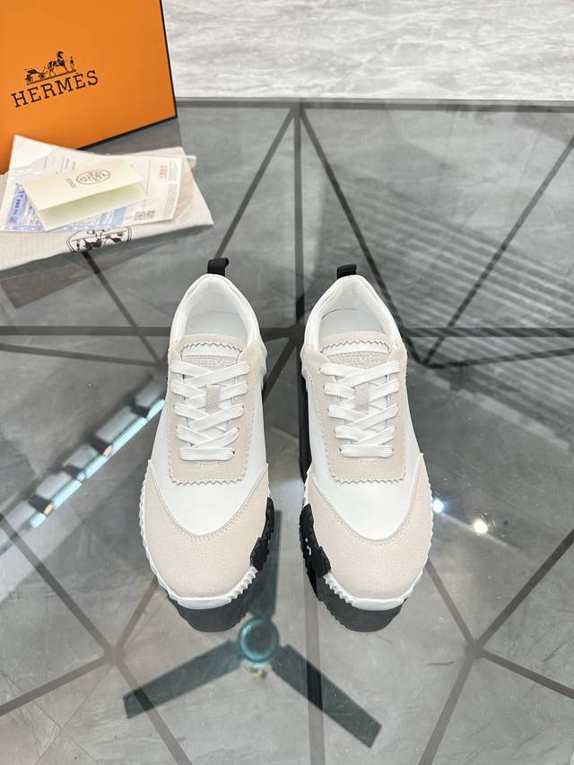 售 价: P 广州货 商品商标: Hermè* 爱马仕* 低帮休闲鞋 正码码数: 35-45. 可订做46 情侣款 商品材料：鞋面进口牛皮拼接磨砂皮，羊皮内里，