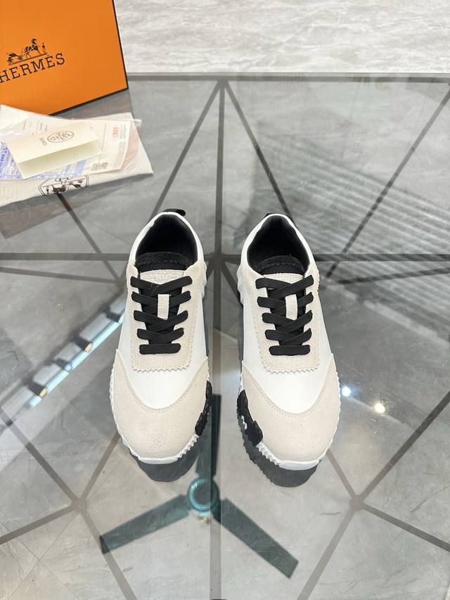 售 价: P 广州货 商品商标: Hermè* 爱马仕* 低帮休闲鞋 正码码数: 35-45. 可订做46 情侣款 商品材料：鞋面进口牛皮拼接磨砂皮，羊皮内里，