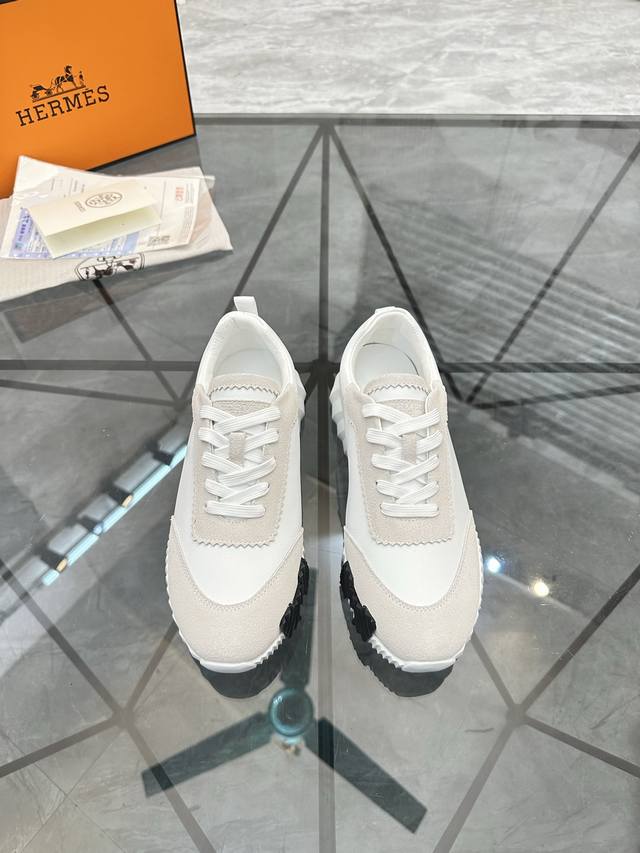 售 价: P 广州货 商品商标: Hermè* 爱马仕* 低帮休闲鞋 正码码数: 35-45. 可订做46 情侣款 商品材料：鞋面进口牛皮拼接磨砂皮，羊皮内里，