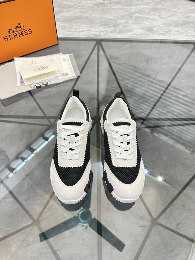 售 价: P 广州货 商品商标: Hermè* 爱马仕* 低帮休闲鞋 正码码数: 35-45. 可订做46 情侣款 商品材料：鞋面专柜原版飞织拼接头层真皮，羊皮