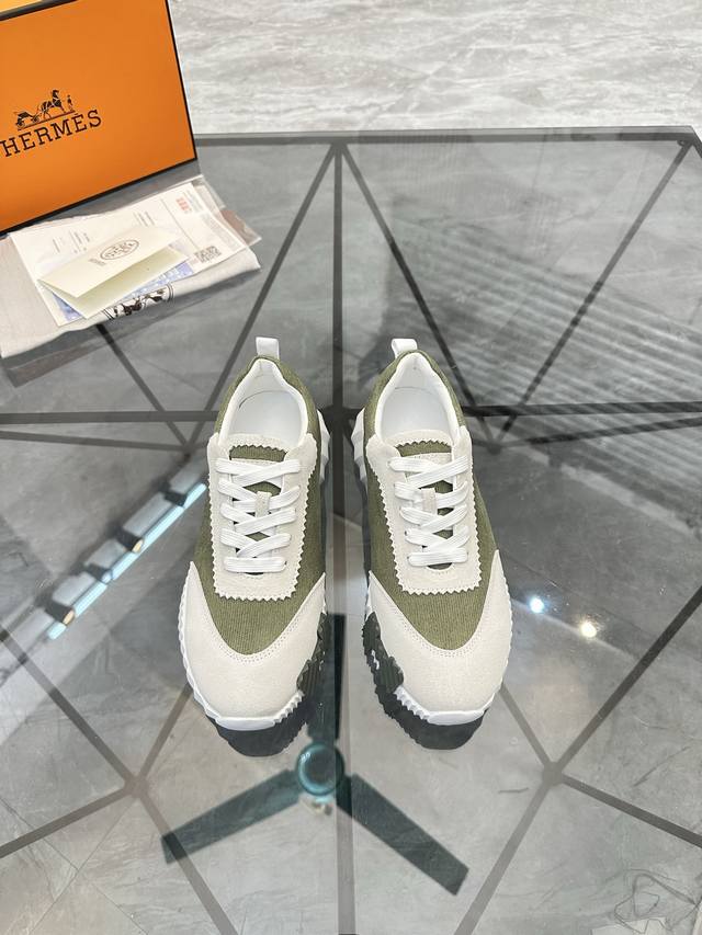 售 价: P 广州货 商品商标: Hermè* 爱马仕* 低帮休闲鞋 正码码数: 35-45. 可订做46 情侣款 商品材料：鞋面专柜原版飞织拼接头层真皮，羊皮