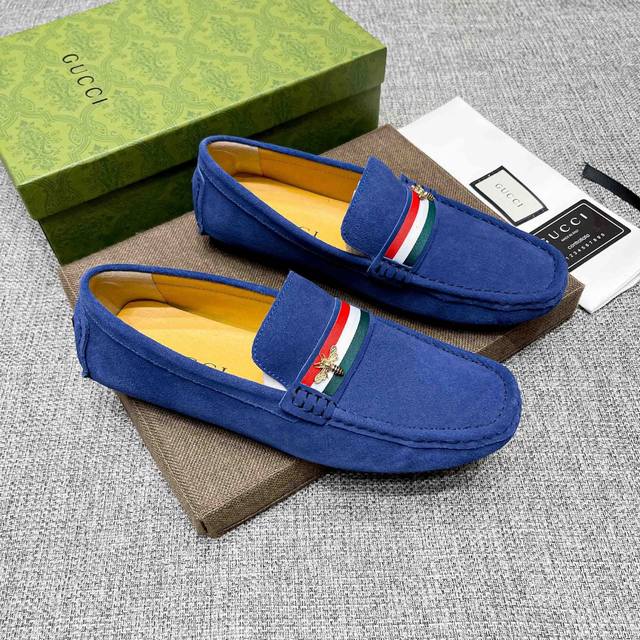 古驰 Gucci ，1921年创立于佛罗伦萨，是全球奢侈品品牌之一，其独特的创意和革新风靡全球，古驰 永恒而经典，一直以来深受明星们的青睐，并成为世界上流社会人