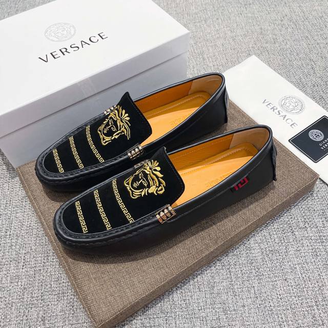 实价 ，Verace，鞋面头层意大利原版头层牛皮+性感美杜莎头像，头层内里吸汗头层牛里 真材实料 ，原版进口耐磨橡胶底，官网出品，男士心备佳品,采用精湛工艺。穿