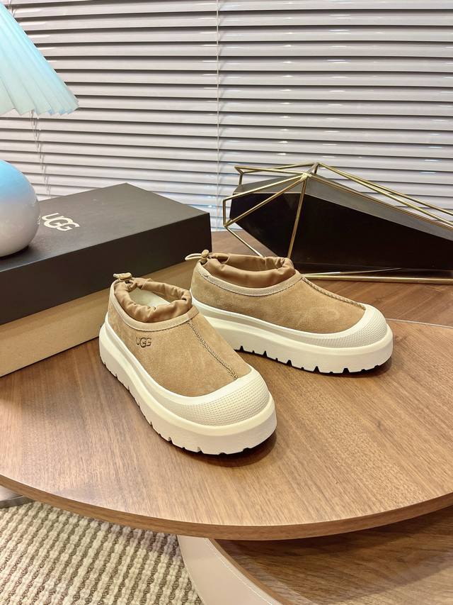 王一博同款 Ugg25冬季新款男女同款塔斯曼时尚单鞋1144096Ugg秋冬上新毛毛鞋，雪地靴 男女同款 ~帅气的一脚蹬，懒人鞋，穿脱超方便 ~翻毛牛皮面料 ~