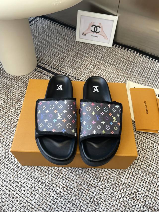 Lv 2025 春夏新款 顶级版本 专柜主打最新款 原版开发 顶级版本 所有细节都和正品一致！ 码数35-47 45.46.47订做不退不换 配正品包装