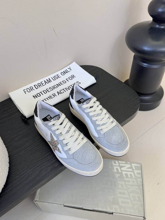 代购级 男款10 Ggdb Golden Goos* 25Ss 小脏鞋 德训鞋 Ggdb经典情侣款小脏鞋 火红程度上怼小白鞋，下踩各类小脏鞋！ 明星私服上脚示范