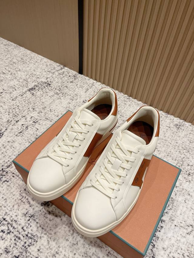 顶级版本：男款 Loro Piana 诺悠翩雅Tennis Walk系列 Lp德训鞋 休闲 运动鞋 板鞋 原版购入开发 做货 这款新款绒面革网球鞋采用超低帮设计