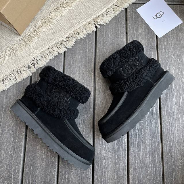 厂价P： Ugg 刺绣Logo翻毛雪地靴火爆来袭 牛皮搭配皮毛一体设计 秋冬穿搭必备单品 材质牛皮，内里真羊毛 码数：35-41