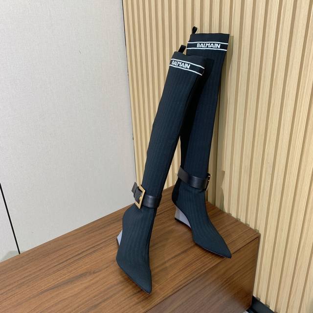 Balmai* 针织弹力长靴！海外订购原版，1:1完美复刻！材质：原版定制飞织鞋面，牛皮垫脚，真皮大底。定制金属鞋跟。跟高7.5Cm 码数：36-42 40、4