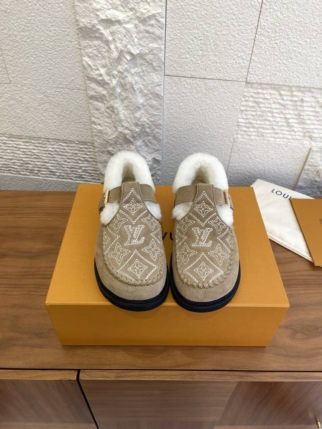 顶级版本: Lv 路易威登 2025 秋冬新款 Colorado Comfort 玛丽珍鞋 毛毛鞋 本款 Colorado Comfort 玛丽珍鞋取材天鹅绒般