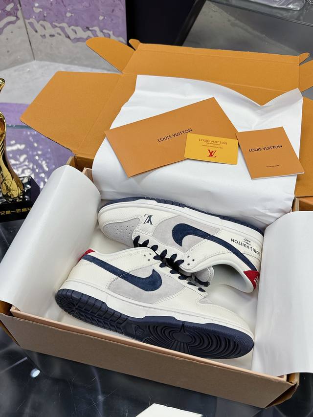 工厂P价P： 联名系列卖疯了情侣款 专柜如图包装 广州大厂品质 Nk Sb Dunk Low Lv联名-翻毛藏蓝 周年高端定制 低帮休闲板鞋 大厂纯原品质出货