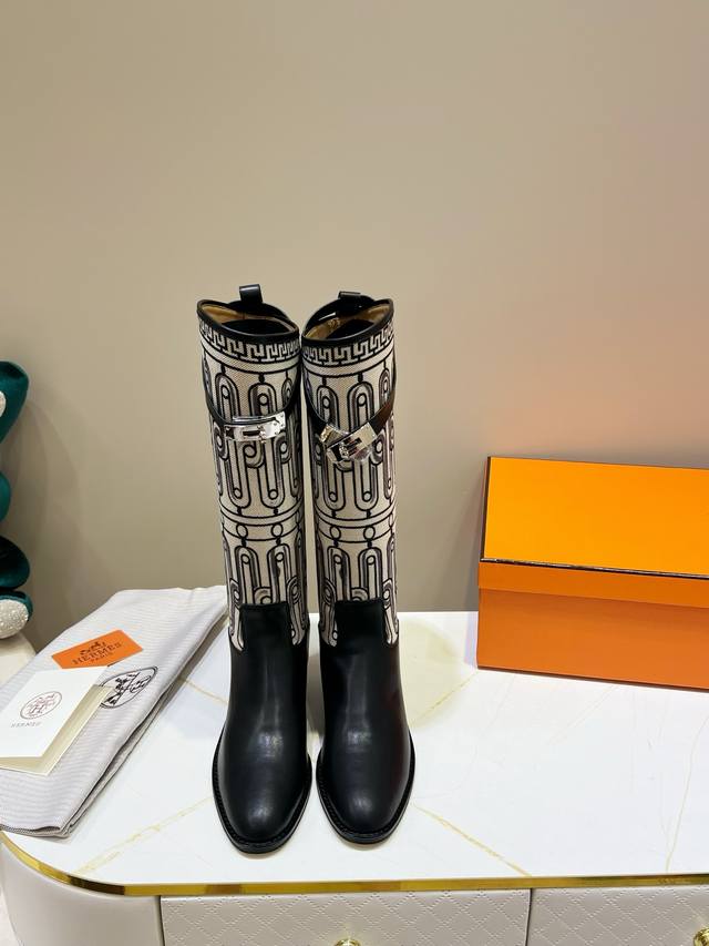 出厂价Pp： ，Hermes 爱马仕 顶级版本！原版开发 鞋面：小牛皮 内里：牛皮里 牛皮垫 大底：意大利真皮大底 码数：34-42 注34 41 42码定做