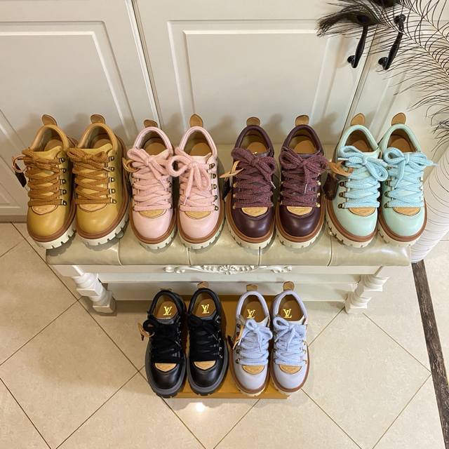 出厂价P ，路易威*Lv情侣款户外运动靴，牛皮面，牛皮里，原版私模大底，35-46码