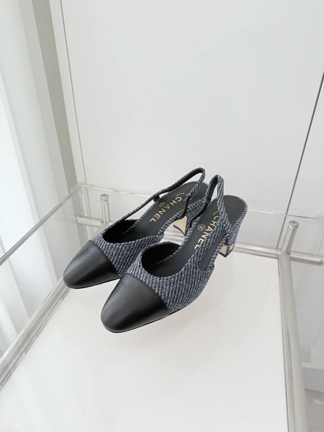 小香新色经典款系列 ～～～独家推荐，市场最高版～～～原版1：1定制， 面料：织物 内里：羊皮 大底：意大利皮底 跟高：6.5Cm 码数：35-39 34 40，