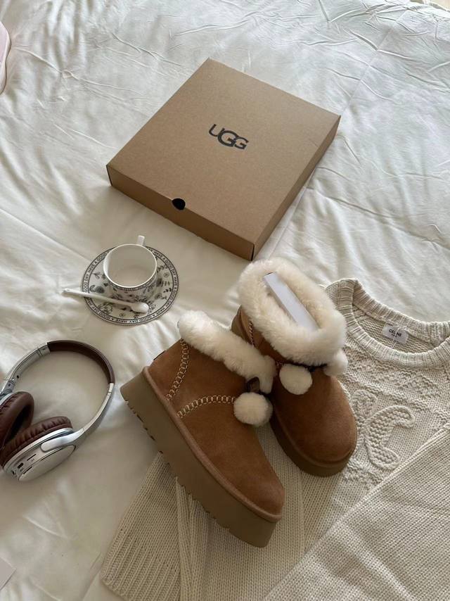 Ugg毛球小可爱，高筒+50元！ 两个筒高：低筒&高筒 Size：35-40