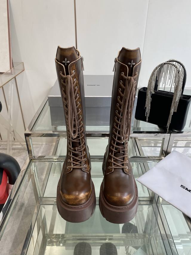 长靴 Smfk 小众潮牌 25Ss爆款新品 厚底 休闲鞋 德比鞋 短靴 长靴 爆真的是很耐看越看越喜欢！矮个子宝宝的福音直接拉长身材比例！ 鞋身柔软舒适，鞋底耐