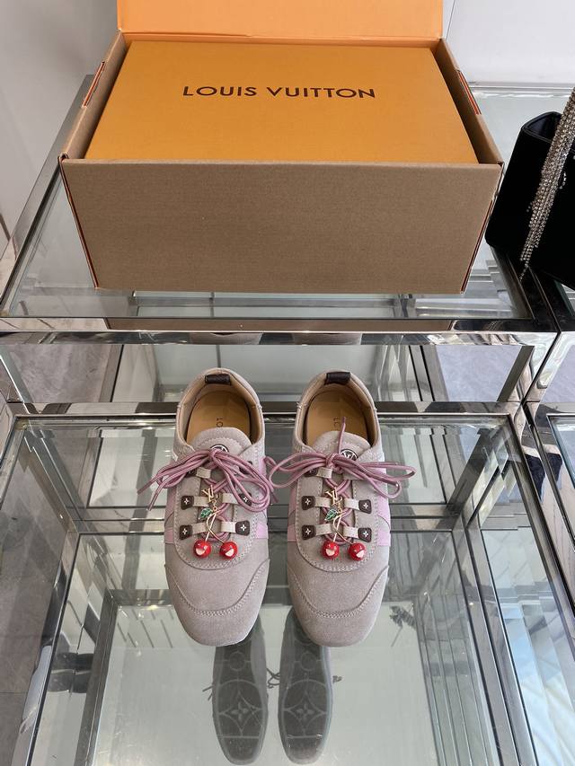 顶级版本 女款 男款510樱桃配饰60 Louis Vuitton路易威登驴牌春夏Sneakerina系列 芭蕾运动鞋 德训鞋 情侣款 Sneakerina 芭