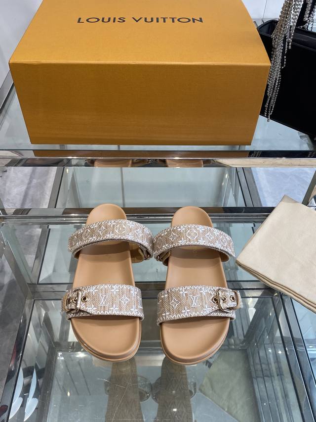Louis Vuitton 路易威登 夏季新品 休闲 沙滩 凉鞋 原版开模Lv金属Logo装饰鞋面牛皮 定制进口提花布料 原版老花皮料 水染羊皮内里三层组合大底