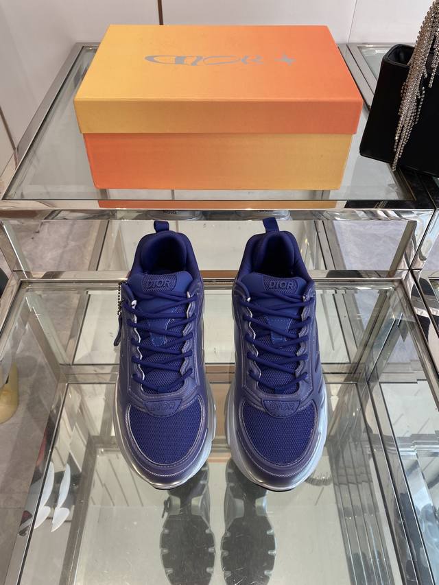 Dior X Lewis Hamilton B44 Blade系列 限定款 渐变色 运动鞋 厚底休闲鞋 这款 B44 Blade 运动鞋来自 Dior And