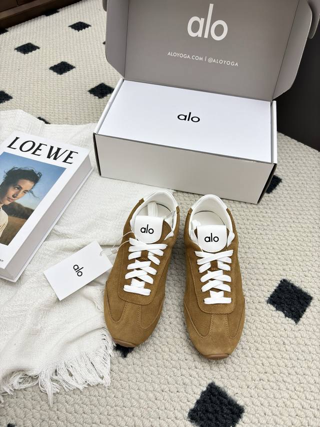 情侣款 全套飞机盒包装， 男10，顶级版本 Alo Yoga 最新爆款Sunset系列 休闲 运动鞋 老钱风 系带 阿甘鞋 德训鞋 原版购入开发 做货 这款Su