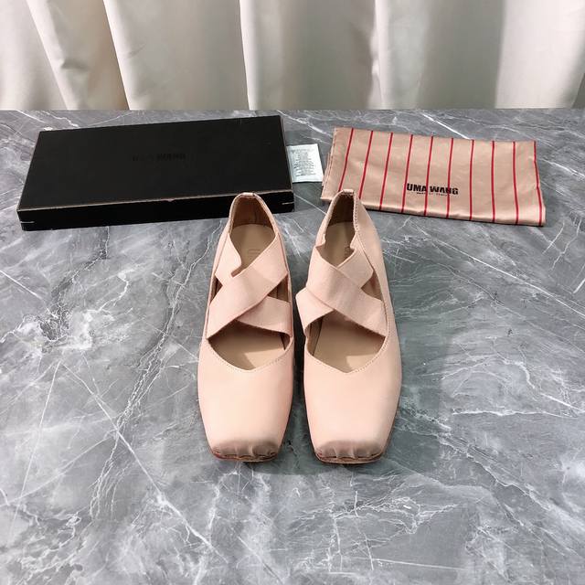 工厂P价P 顶级版本 代购品质 原版开发 Uma Wang经典款复古做旧芭蕾舞鞋，专柜一上全部断货，难买程度堪比Guidi稀有，超级软上脚超级舒服，还特别减龄，