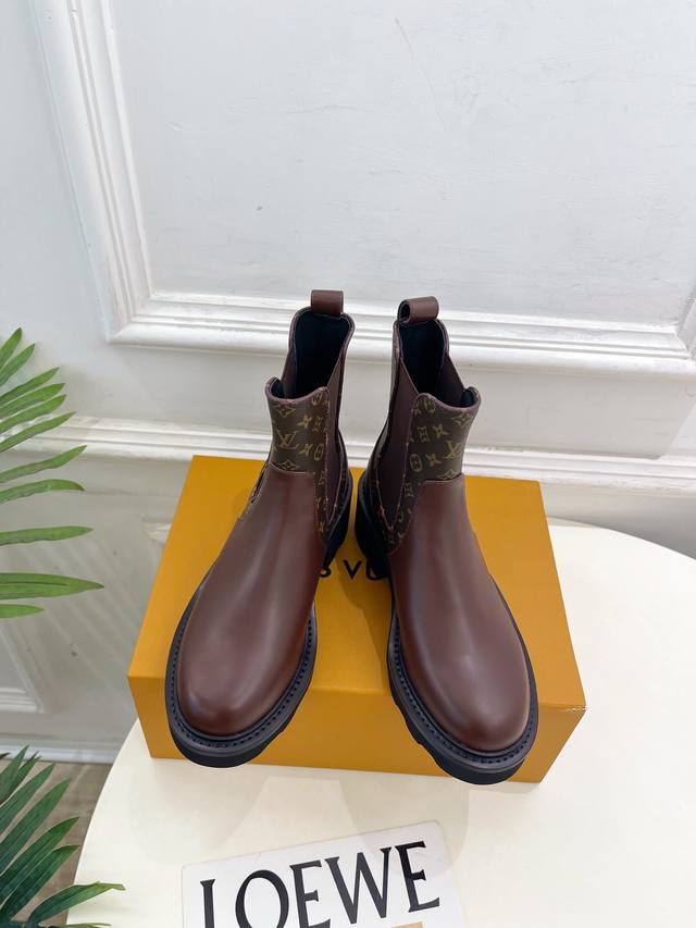Lv 路易威登 25 2025秋冬新品 顶级版本 专柜主打最新款 Lv Beaubourg 经典老花切尔西及踝靴 硬货上新 Bs代购级别！高级感十足！国内外博主
